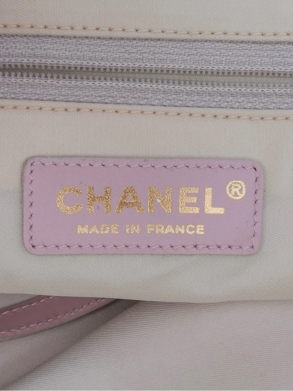 CHANEL Pink CC logo Travel Ligne Tote